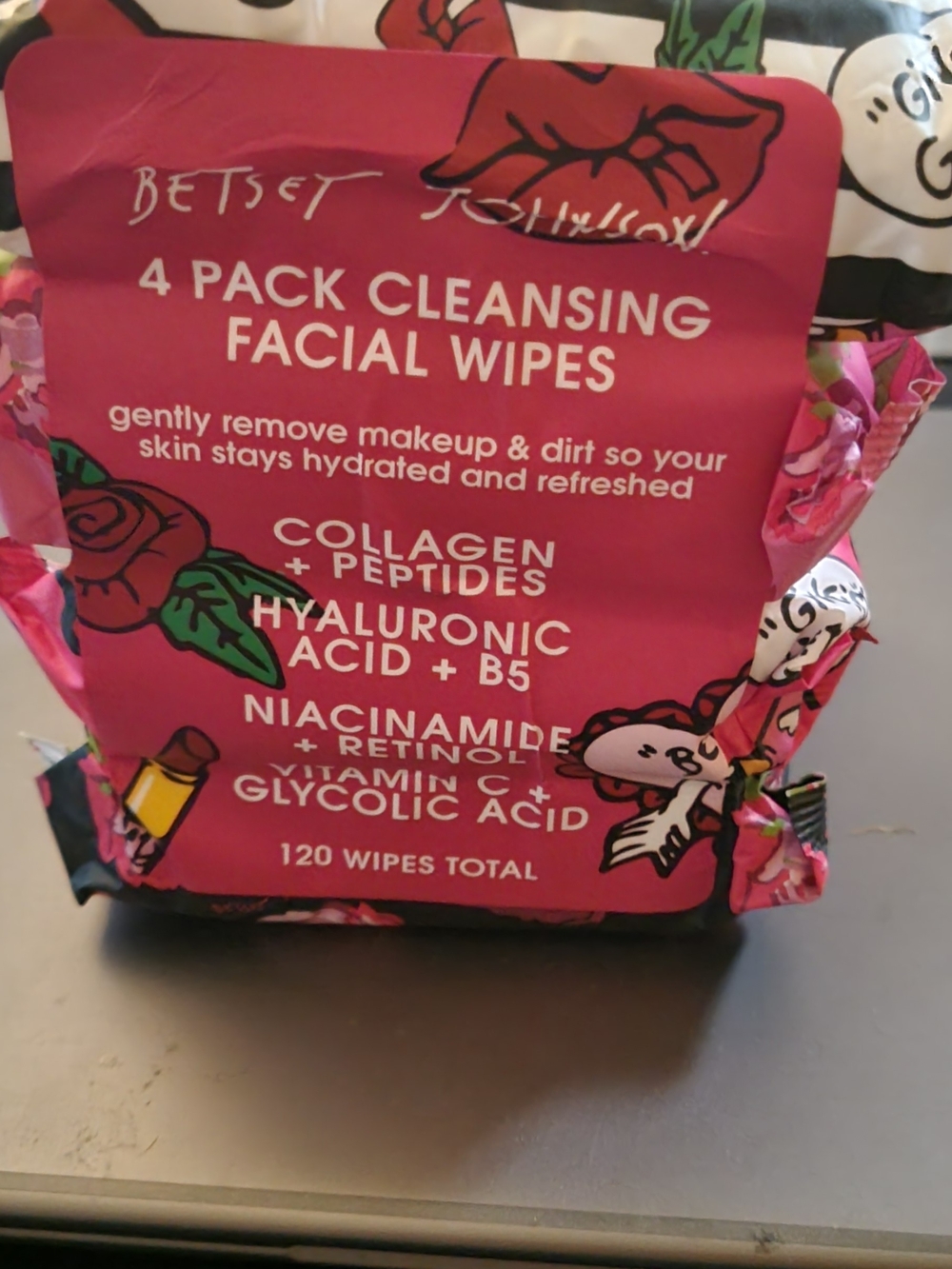 Betsey Johnson Pink Floral 4-Pack Cleansing Facial Wipes